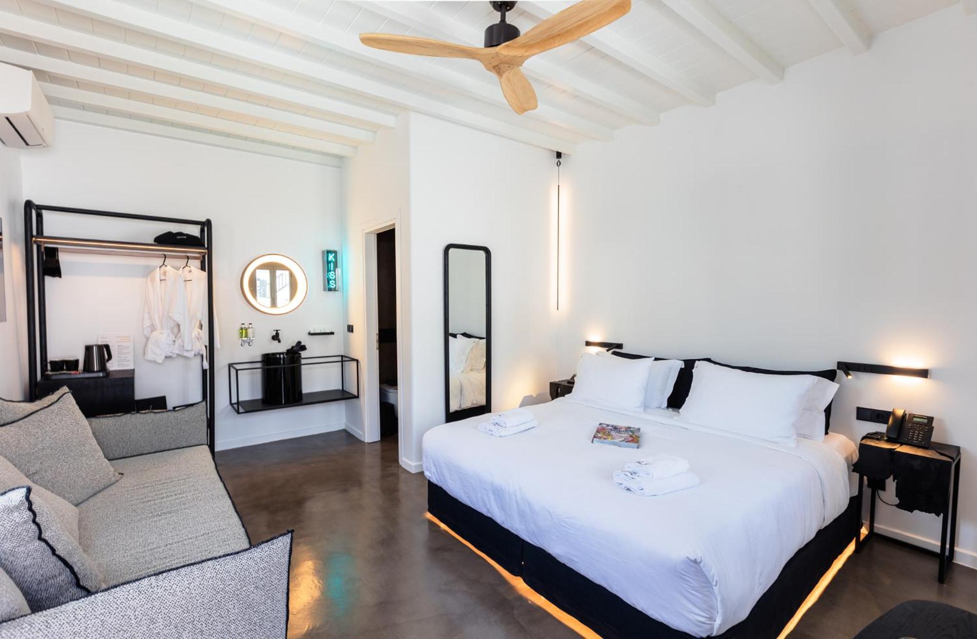 She Mykonos - The Residency Mykonos Town